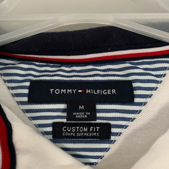 Tommy Hilfiger - Picture 3 of 4